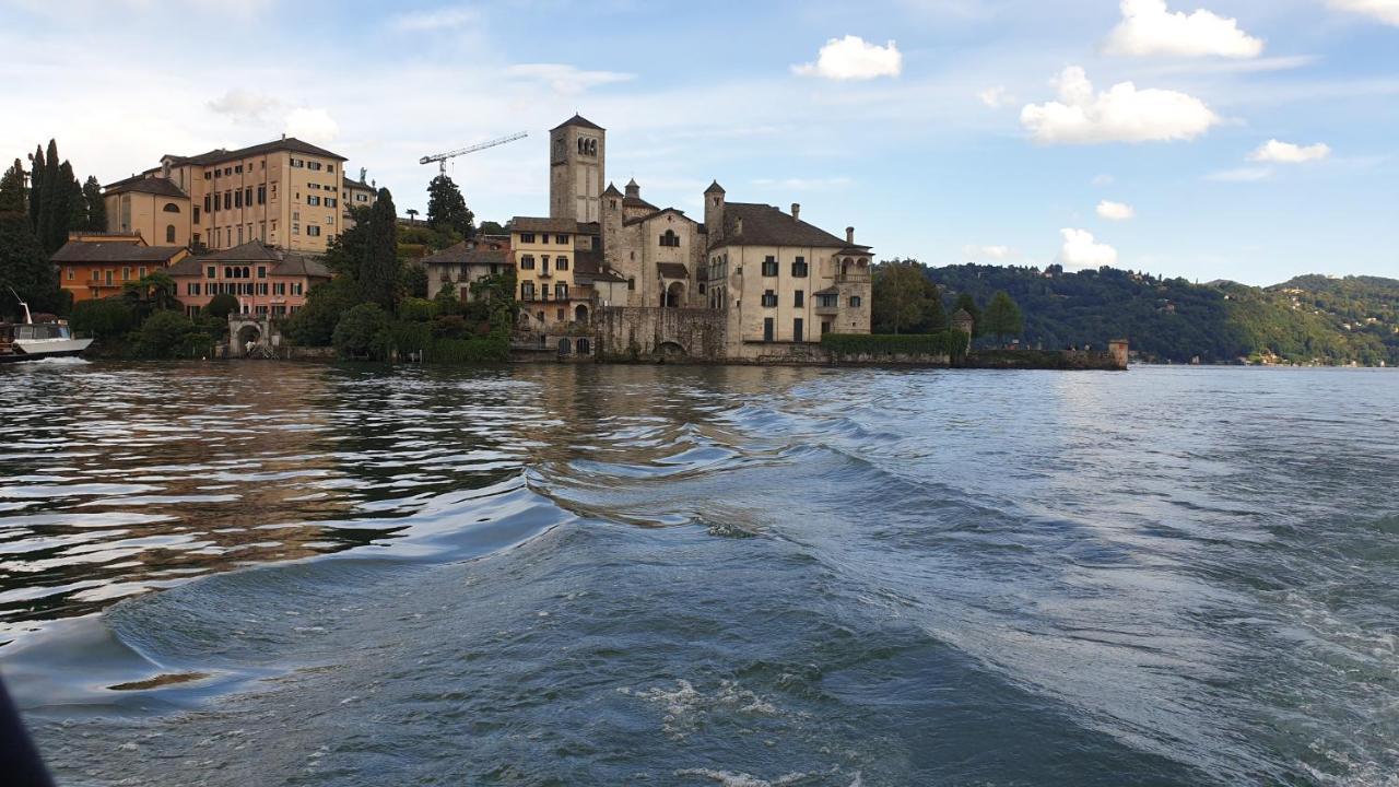 B&B Villa Giardini Susanna Gattico Exteriör bild