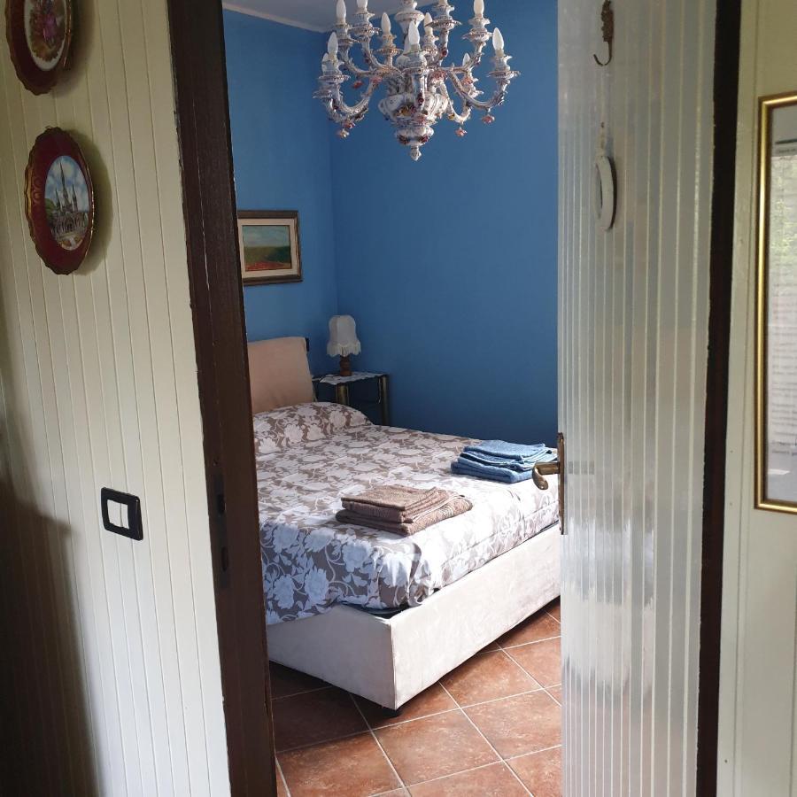 B&B Villa Giardini Susanna Gattico Exteriör bild