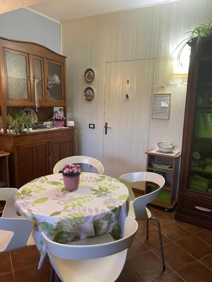 B&B Villa Giardini Susanna Gattico Exteriör bild
